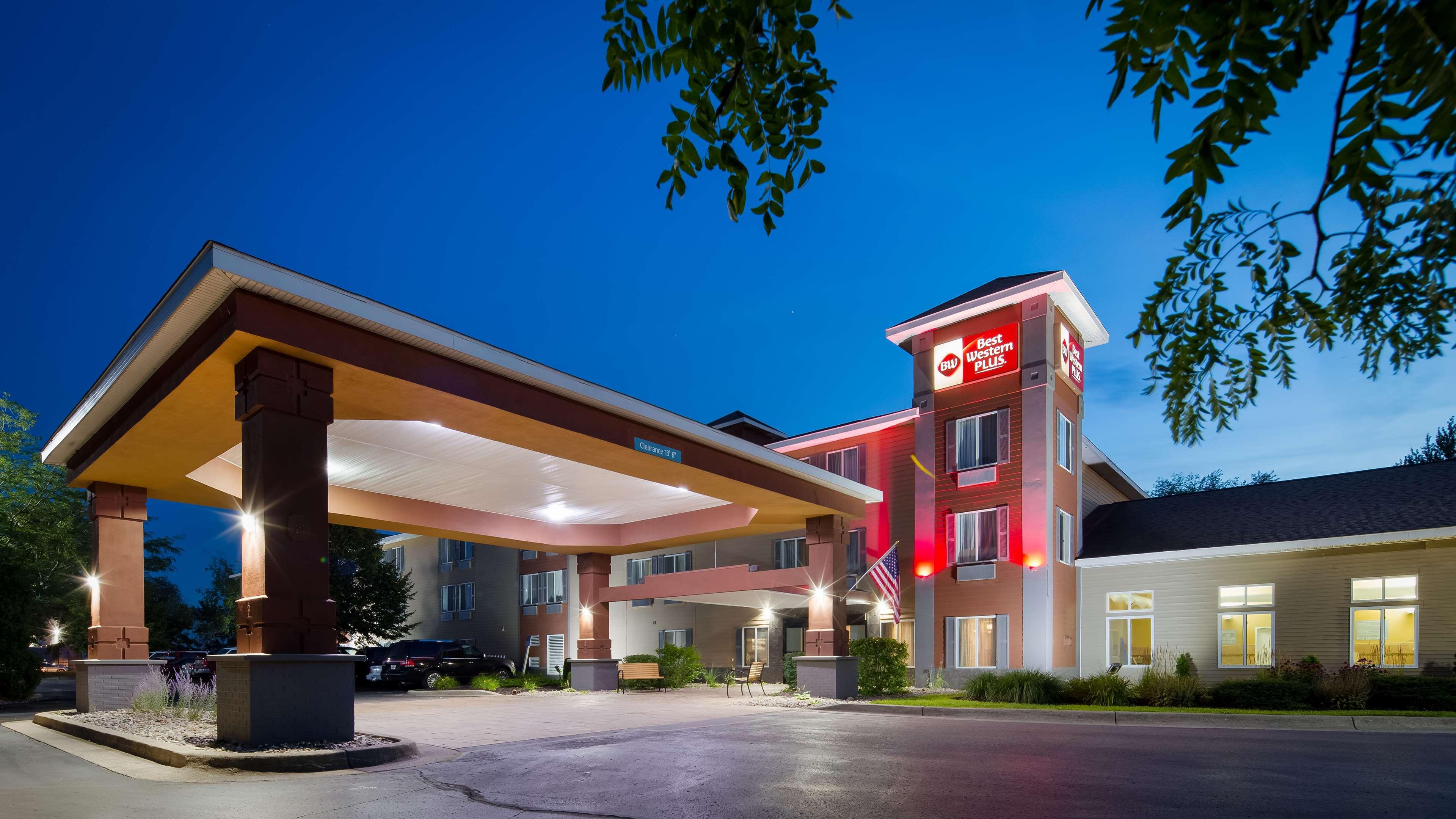 Best Western Plus Coldwater Hotel Buitenkant foto